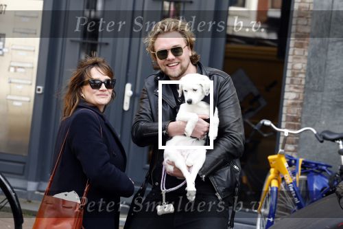 Amsterdam 27 maart 2024
Barbara Sloesen met vriend Joost Hofman en hun hondje in het centrum van amsterdam.
