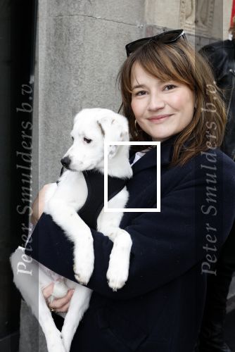 Amsterdam 27 maart 2024
Barbara Sloesen met vriend Joost Hofman en hun hondje in het centrum van amsterdam.