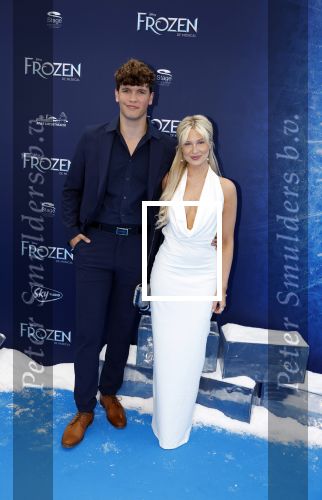 Scheveningen 9 juni 2024
Premiere Frozen in het Afas circustheater. Cardoso (r) met Mathias Mesmans