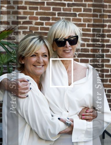 Naarden 19 juni 2024
Presentatie stormer sloep ism Monique des Bouvrie bij het Arsenaal. Bob Wisse en Jan des Bouvrie jr  zijn al hun hele leven vrienden . Caroline Tensen en Monique des Bouvrie