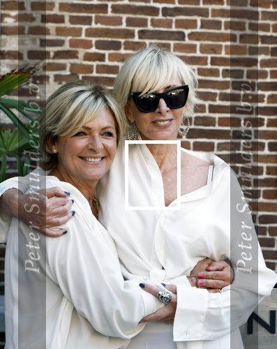 Naarden 19 juni 2024
Presentatie stormer sloep ism Monique des Bouvrie bij het Arsenaal. Bob Wisse en Jan des Bouvrie jr  zijn al hun hele leven vrienden . Caroline Tensen en Monique des Bouvrie