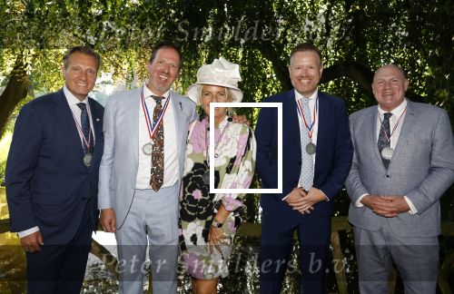 Haarzuilens 26 juni 2024
Nationale haringparty op kasteel de Haar. David Bijlsma Adre Kuipers en