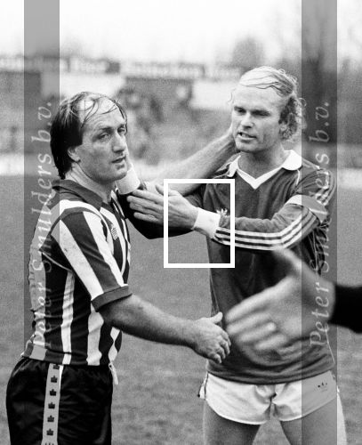 Rotterdam, 22 November 1981 Sparta-PSV 0-2
Dick Advocaat  (aanvoerder) en spelend voor Sparta samen met PSV aanvaller Ruud Geels