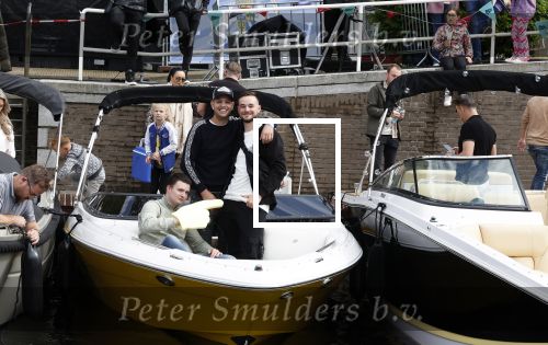 Zeewolde 29 mei 2024
Muziek feest op het plein in Zeewolde. Dutch Performante en Don de Jong