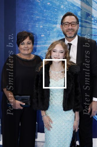 Scheveningen 9 juni 2024
Premiere Frozen in het Afas circustheater. Emma Kokm kwam met haar ouders