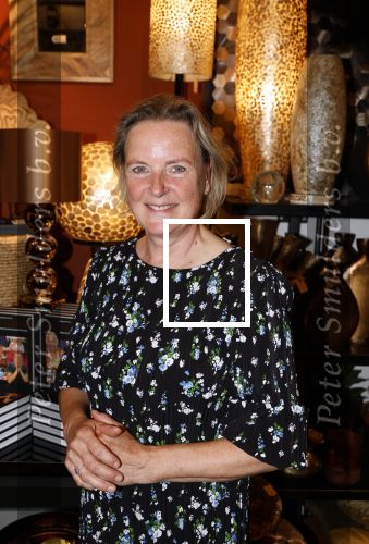 Noordwijk 25 juni 2024
Boek presentatie Timon Moll geschreven door Jan Dijkgraaf over de Familie Meiland . De presentatie was in de winkel van Montana Meiland en ook Martien Meiland en Erica Meiland waren aanwezig.