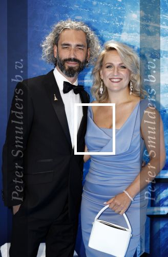 Scheveningen 9 juni 2024
Premiere Frozen in het Afas circustheater. Fons v rongen met vrouw