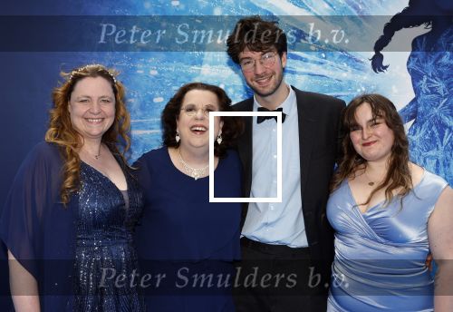 Scheveningen 9 juni 2024
Premiere Frozen in het Afas circustheater. Francis v Broekhuizen kwam met partner en familie