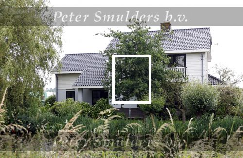 Amstelveen 4 juni 2024
Frank Rijkaard heeft een huis gekocht en laat een nieuw huis bouwen .
