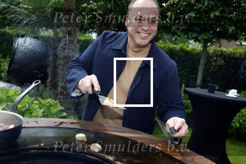 Fijnaart  31 mei 2024
BBQ bij fam Bauer in de tuin . Frans Bauer maakt samen met Lee Towers bekend dat hij dit jaar twee keer in Ahoy op graat treden. Aanwezig Frans Bauer Mariska Bauer Christiaan Bauer ( met vriendin Kim) Frans Bauer jr Jan Bauer en Lucas Bauer .