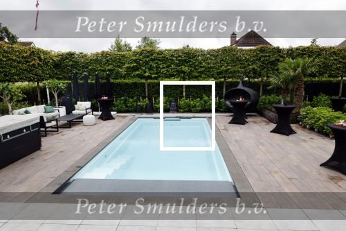 Fijnaart 31 mei 2024
BBQ bij fam Bauer in de tuin . Frans Bauer maakt samen met Lee Towers bekend dat hij dit jaar twee keer in Ahoy op graat treden. Aanwezig Frans Bauer Mariska Bauer Christiaan Bauer ( met vriendin Kim) Frans Bauer jr Jan Bauer en Lucas Bauer . Frans en Mariska hebben hun huis laten verbouwen en hebben een prachtig zwembad in de tuin .