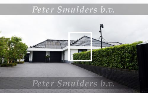 Fijnaart 31 mei 2024
BBQ bij fam Bauer in de tuin . Frans Bauer maakt samen met Lee Towers bekend dat hij dit jaar twee keer in Ahoy op graat treden. Aanwezig Frans Bauer Mariska Bauer Christiaan Bauer ( met vriendin Kim) Frans Bauer jr Jan Bauer en Lucas Bauer . Frans en Mariska hebben hun huis laten verbouwen en hebben een prachtig zwembad in de tuin .