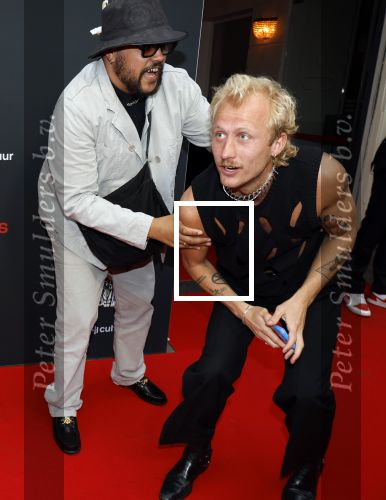 Amsterdam 3 juni 2024
Buma awards in de schouwburg  in Amsterdam . Maan kwam met vriend Karel Gerlach en andere leden van Goldband