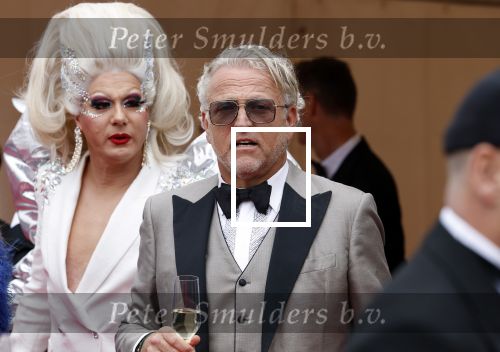 Amsterdam 8 juni 2024
Het Amsterdam diner in AFAS live . Vele Bekende mensen en zakenmensen kwamen naar het gala waar geld opgehaald wordt voor het aids fonds. Gordon kwam met een goede vriendin