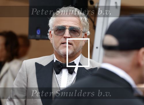Amsterdam 8 juni 2024
Het Amsterdam diner in AFAS live . Vele Bekende mensen en zakenmensen kwamen naar het gala waar geld opgehaald wordt voor het aids fonds. Gordon kwam met een goede vriendin