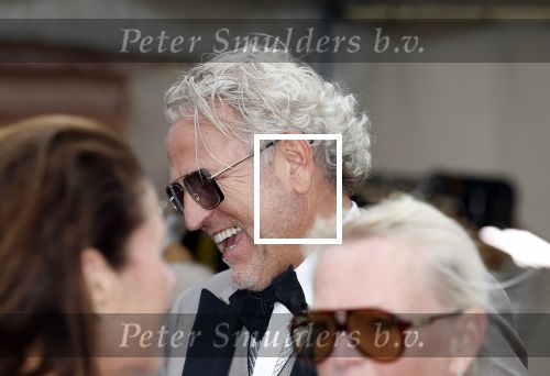 Amsterdam 8 juni 2024
Het Amsterdam diner in AFAS live . Vele Bekende mensen en zakenmensen kwamen naar het gala waar geld opgehaald wordt voor het aids fonds. Gordon kwam met een goede vriendin