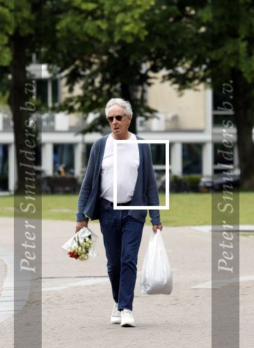 Amsterdam 20 juni 2024
Hans v Willigenburg doet zijn boodschappen in Amsterdam zuid.