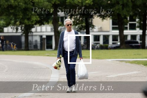 Amsterdam 20 juni 2024
Hans v Willigenburg doet zijn boodschappen in Amsterdam zuid.