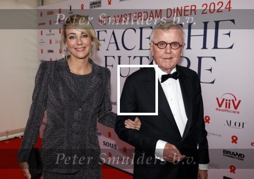 Amsterdam 8 juni 2024
Het Amsterdam diner in AFAS live . Vele Bekende mensen en zakenmensen kwamen naar het gala waar geld opgehaald wordt voor het aids fonds. Harry Mens en Marianne Timmer