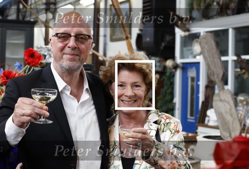 Amsterdam 4 juni 2024
Boekpresentatie Debbie de Jong van B&B Vol liefde . Haye v d Heyden met vrouw