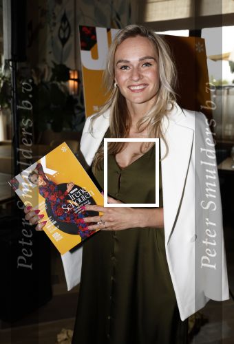 Amsterdam 12 juni 2024
Presentatie Cover JFK met daarop Irene Schouten in Hotel Vessel  . Irene is Zwanger.