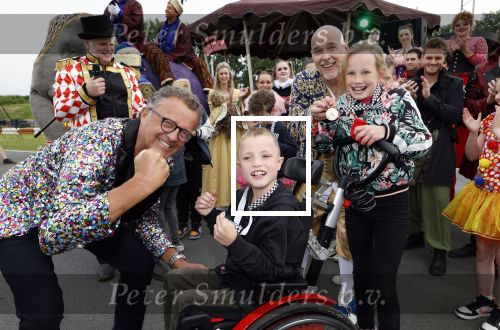 Lelystad 13 juni 2024
Rob kamphues en Jan Jaap v Roon organiseren met stichting groot hart een event , het grote race circus komt eraan, op de kartbaan in Lelystad .  Patrick Stoof is de presentator en ook Jack Plooij draagt zijn steentje bij.