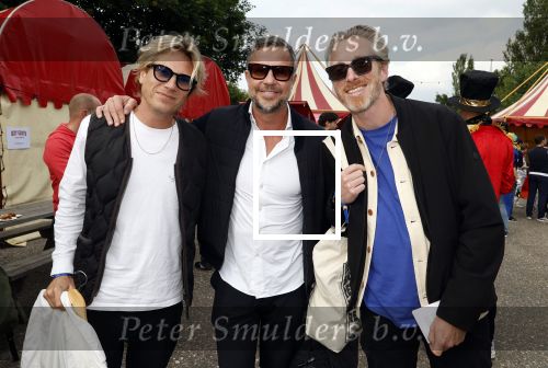 Lelystad 13 juni 2024
Rob kamphues en Jan Jaap v Roon organiseren met stichting groot hart een event , het grote race circus komt eraan, op de kartbaan in Lelystad .  Patrick Stoof is de presentator en ook Jack Plooij draagt zijn steentje bij. Jamie Westland