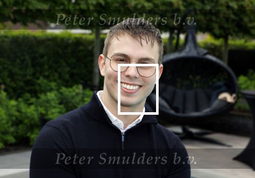 Fijnaart 31 mei 2024
BBQ bij fam Bauer in de tuin . Frans Bauer maakt samen met Lee Towers bekend dat hij dit jaar twee keer in Ahoy op graat treden. Aanwezig Frans Bauer Mariska Bauer Christiaan Bauer ( met vriendin Kim) Frans Bauer jr Jan Bauer en Lucas Bauer .