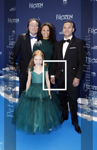 Scheveningen 9 juni 2024
Premiere Frozen in het Afas circustheater. Jeffrey Wammes met zus en ...