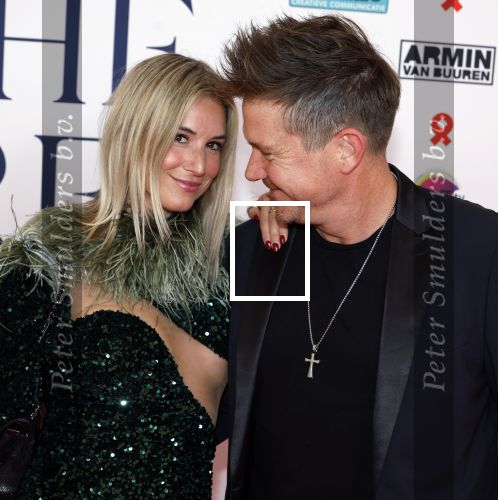 Amsterdam 8 juni 2024
Het Amsterdam diner in AFAS live . Vele Bekende mensen en zakenmensen kwamen naar het gala waar geld opgehaald wordt voor het aids fonds. Johnny de Mol en zijn vrouw Anouk de Mol