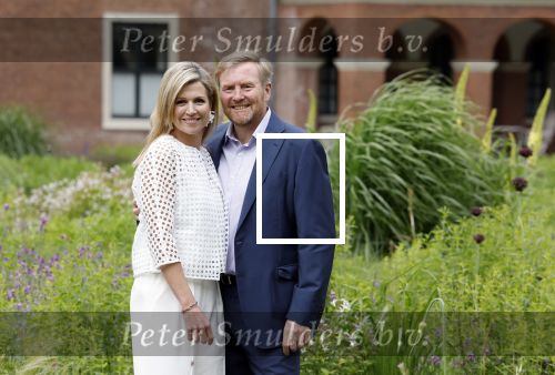 Den Haag 7 juni 2024
Fotouurte met de koninklijke familie op Huis ten Bosch .
Aanwezig Koning Willem Alexander Koningin Maxima Prinses Amalia Prinses Alexia Prinses Ariane en hun hondje Rambo.