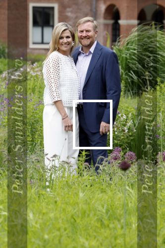 Den Haag 7 juni 2024
Fotouurte met de koninklijke familie op Huis ten Bosch .
Aanwezig Koning Willem Alexander Koningin Maxima Prinses Amalia Prinses Alexia Prinses Ariane en hun hondje Rambo.