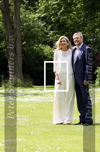 Den Haag 7 juni 2024
Fotouurte met de koninklijke familie op Huis ten Bosch .
Aanwezig Koning Willem Alexander Koningin Maxima Prinses Amalia Prinses Alexia Prinses Ariane en hun hondje Rambo.