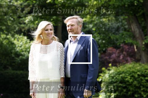 Den Haag 7 juni 2024
Fotouurte met de koninklijke familie op Huis ten Bosch .
Aanwezig Koning Willem Alexander Koningin Maxima Prinses Amalia Prinses Alexia Prinses Ariane en hun hondje Rambo.