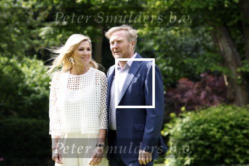 Den Haag 7 juni 2024
Fotouurte met de koninklijke familie op Huis ten Bosch .
Aanwezig Koning Willem Alexander Koningin Maxima Prinses Amalia Prinses Alexia Prinses Ariane en hun hondje Rambo.