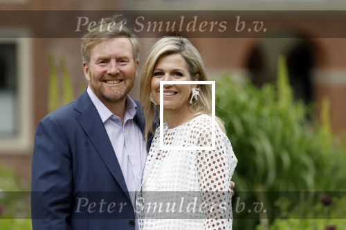 Den Haag 7 juni 2024
Fotouurte met de koninklijke familie op Huis ten Bosch .
Aanwezig Koning Willem Alexander Koningin Maxima Prinses Amalia Prinses Alexia Prinses Ariane en hun hondje Rambo.