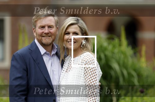 Den Haag 7 juni 2024
Fotouurte met de koninklijke familie op Huis ten Bosch .
Aanwezig Koning Willem Alexander Koningin Maxima Prinses Amalia Prinses Alexia Prinses Ariane en hun hondje Rambo.