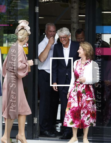 Amsterdam 29 mei 2024
Koningin Maxima bezoekt Codam College dat 5 jaar bestaat . Corinne Goddijn begeleidt haar . Ook prins Constantijn is aanwezig.