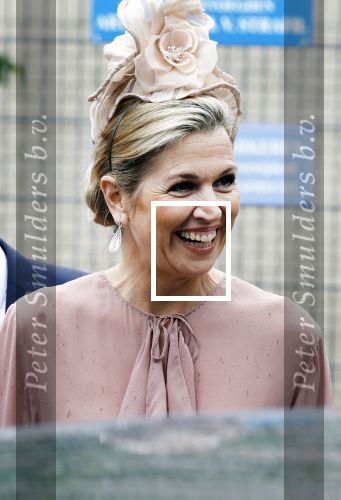 Amsterdam 29 mei 2024
Koningin Maxima bezoekt Codam College dat 5 jaar bestaat . Corinne Goddijn begeleidt haar . Ook prins Constantijn is aanwezig.