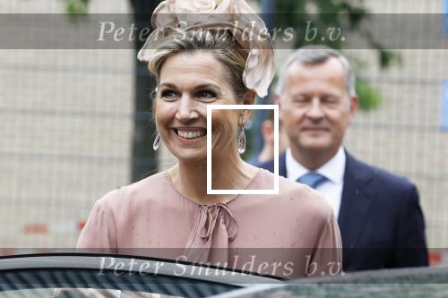 Amsterdam 29 mei 2024
Koningin Maxima bezoekt Codam College dat 5 jaar bestaat . Corinne Goddijn begeleidt haar . Ook prins Constantijn is aanwezig.