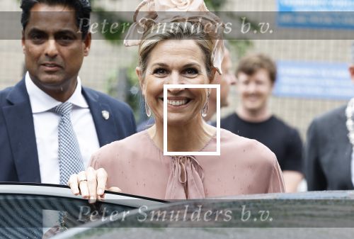 Amsterdam 29 mei 2024
Koningin Maxima bezoekt Codam College dat 5 jaar bestaat . Corinne Goddijn begeleidt haar . Ook prins Constantijn is aanwezig.