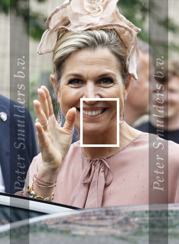 Amsterdam 29 mei 2024
Koningin Maxima bezoekt Codam College dat 5 jaar bestaat . Corinne Goddijn begeleidt haar . Ook prins Constantijn is aanwezig.
