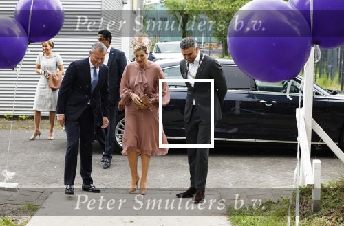 Amsterdam 29 mei 2024
Koningin Maxima bezoekt Codam College dat 5 jaar bestaat . Corinne Goddijn begeleidt haar . Ook prins Constantijn is aanwezig.