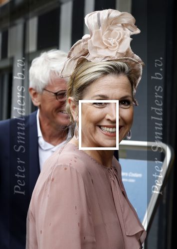 Amsterdam 29 mei 2024
Koningin Maxima bezoekt Codam College dat 5 jaar bestaat . Corinne Goddijn begeleidt haar . Ook prins Constantijn is aanwezig.