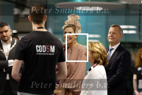 Amsterdam 29 mei 2024
Koningin Maxima bezoekt Codam College dat 5 jaar bestaat . Corinne Goddijn begeleidt haar . Ook prins Constantijn is aanwezig.