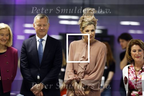 Amsterdam 29 mei 2024
Koningin Maxima bezoekt Codam College dat 5 jaar bestaat . Corinne Goddijn begeleidt haar . Ook prins Constantijn is aanwezig.