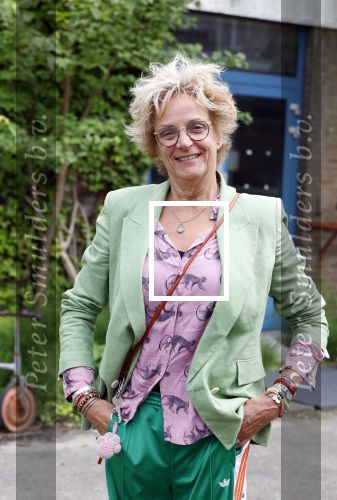 Amsterdam 4 juni 2024
Boekpresentatie Debbie de Jong van B&B Vol liefde . Lenette v Dongen