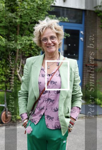 Amsterdam 4 juni 2024
Boekpresentatie Debbie de Jong van B&B Vol liefde . Lenette v Dongen
