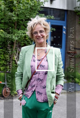 Amsterdam 4 juni 2024
Boekpresentatie Debbie de Jong van B&B Vol liefde . Lenette v Dongen