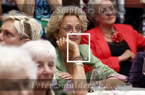 Amsterdam 4 juni 2024
Boekpresentatie Debbie de Jong van B&B Vol liefde . Lenette v Dongen